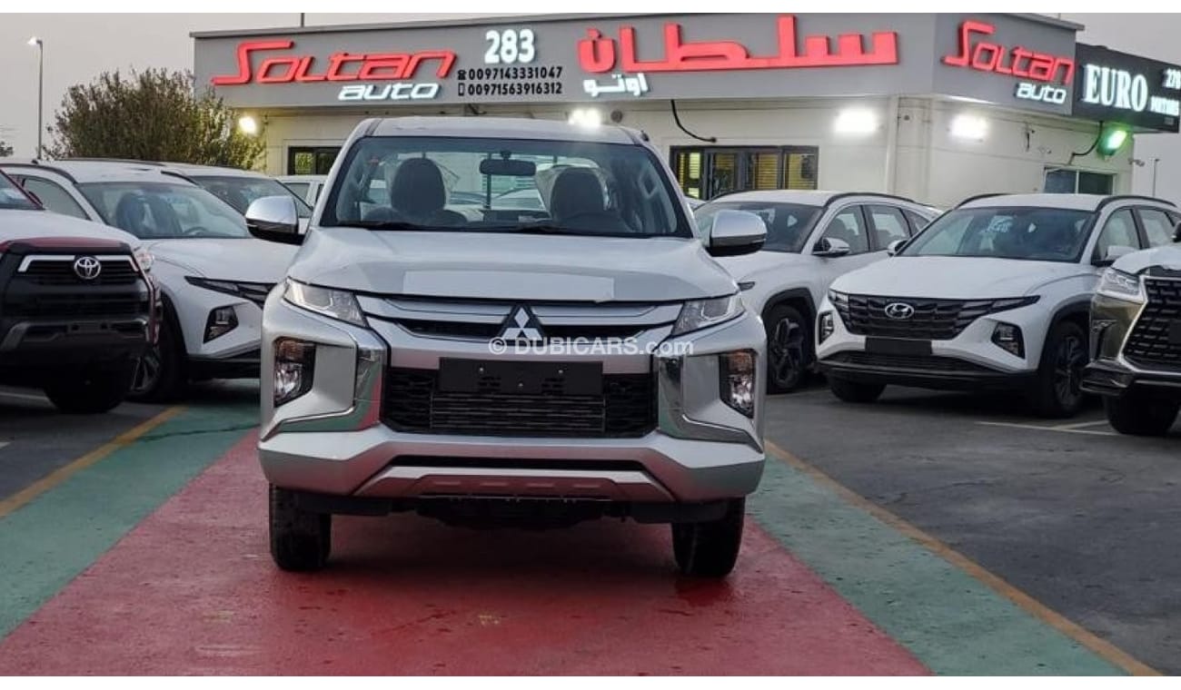 ميتسوبيشي L200 Mitsubishi L200 Pick Up D/Cab M/T 2.4L Diesel with Chrome Package