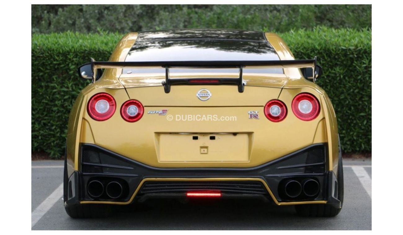نيسان جي تي ار Std نيسان GT-R بريميوم خليجي 2015 فل ابشن تشييكات الفا لوجيك بحاله ممتازه