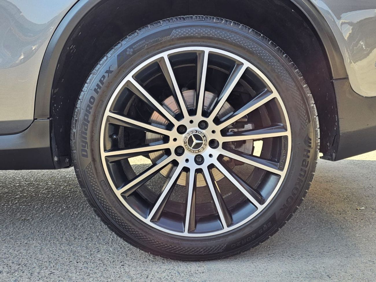 مرسيدس بنز GLC كوبيه 300 Premium 2.0L