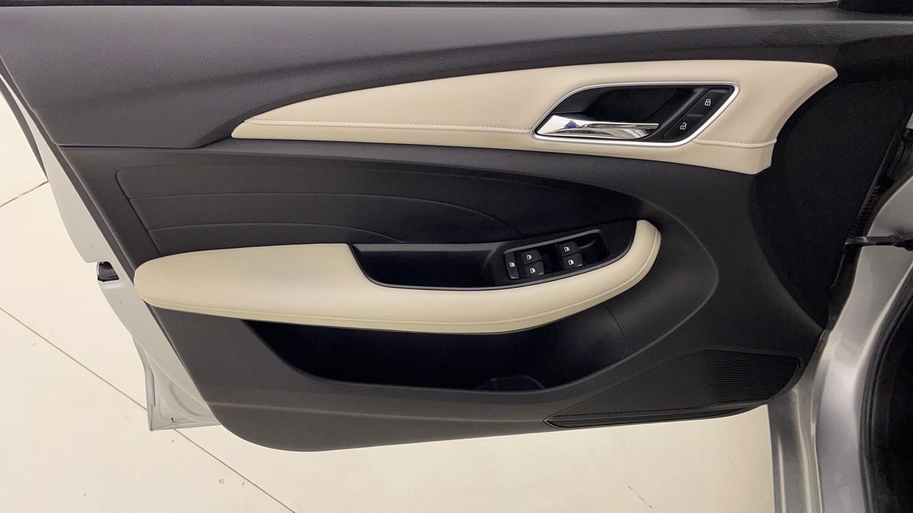 أم جي 5 LUXURY 1.5 | بدون دفعة مقدمة | اختبار القيادة في المنزل