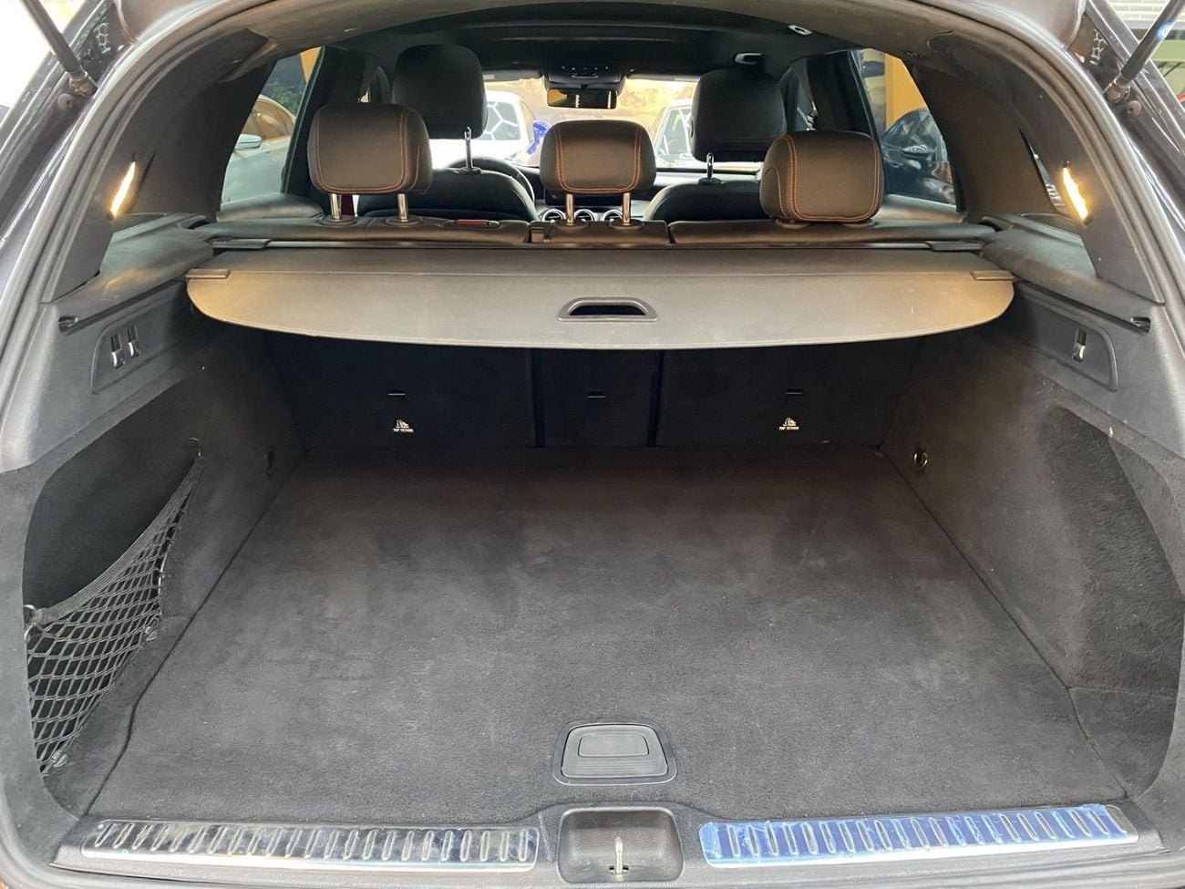 مرسيدس بنز GLC 43 AMG STD 4MATIC 3.0L (367 HP)