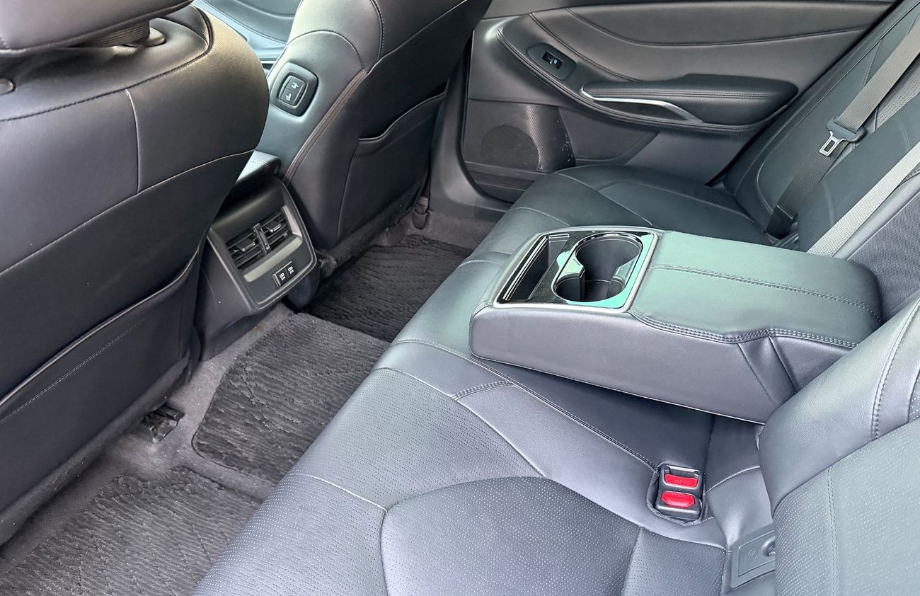 تويوتا افالون Hybrid 2021