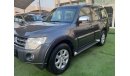 Mitsubishi Pajero Gulf - number one - hatch - leather - cruise control - alloy wheels - sensors - rear spoiler - in ex