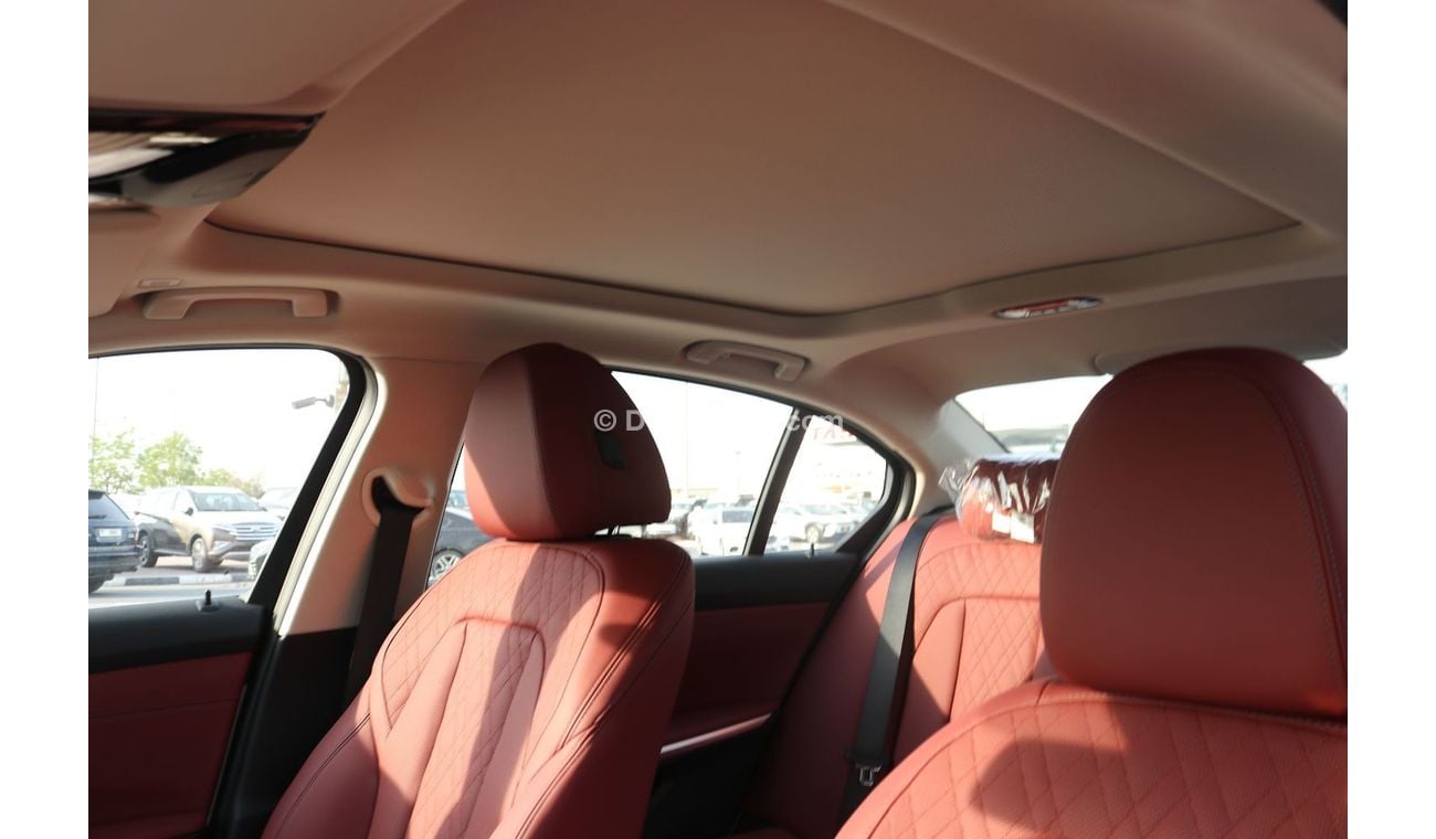 بي أم دبليو i3 BMW i3 eDrive 35L , white color, 2023