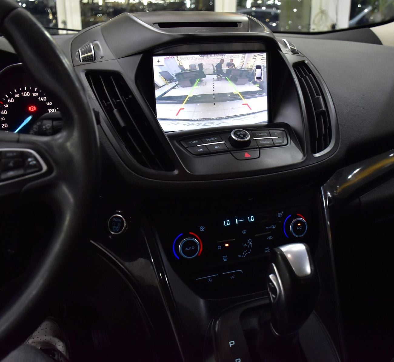Ford Escape TITANIUM EXCELLENT DEAL for our Ford Escape Titanium AWD ( 2019 Model ) in Grey Color GCC Specs