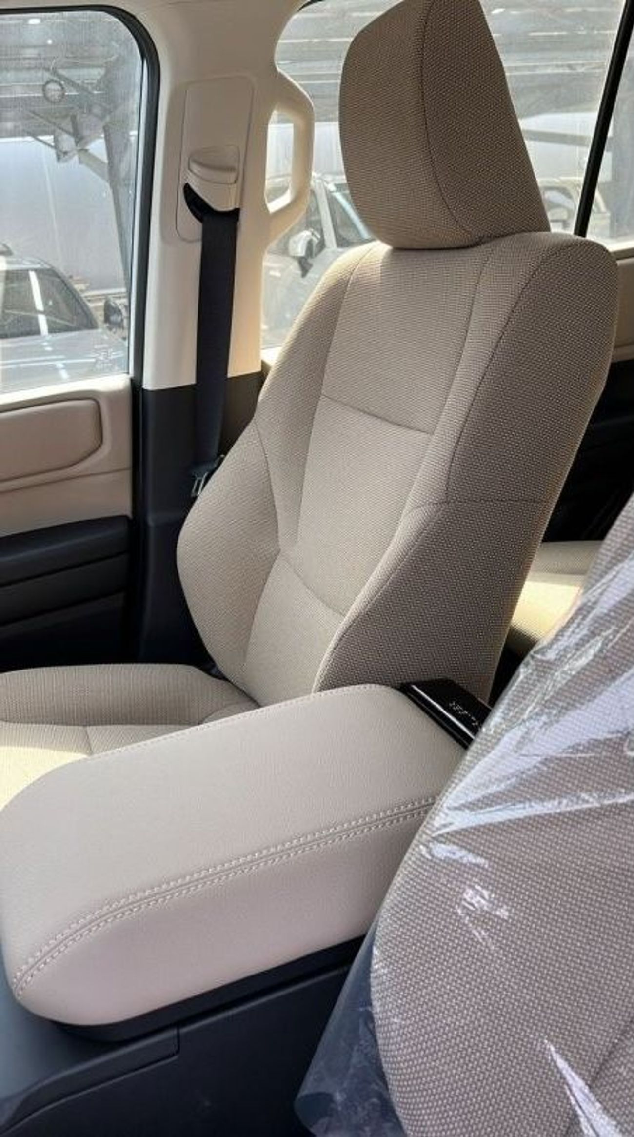 Toyota Prado 2.4L PETROL 2024 GCC