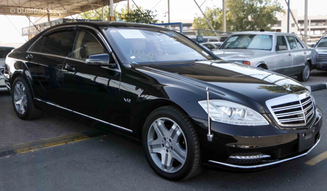 مرسيدس بنز S 600 L