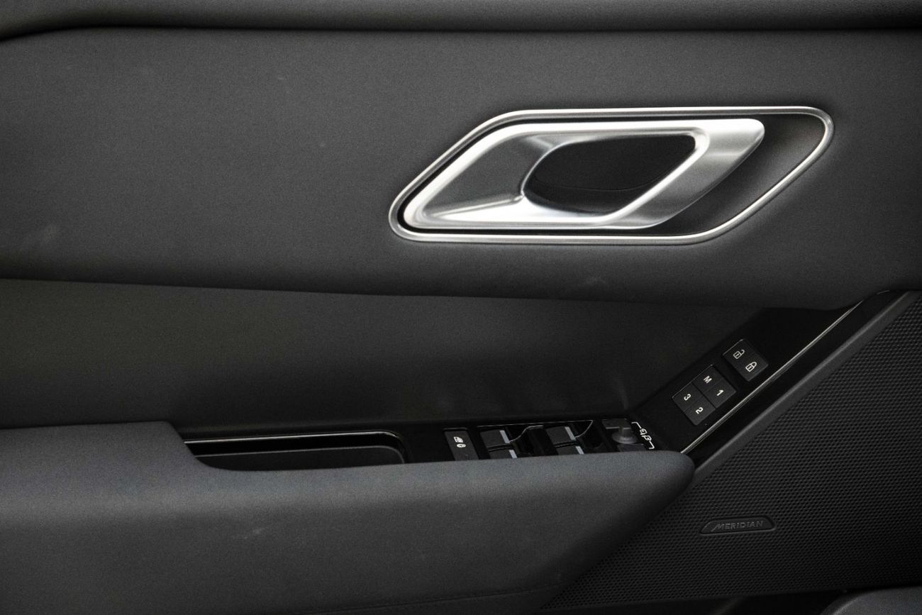 Land Rover Range Rover Velar 6,071 P.M  | 0% Downpayment | VELAR P250 SE R-DYNAMIC | WARRANTY!