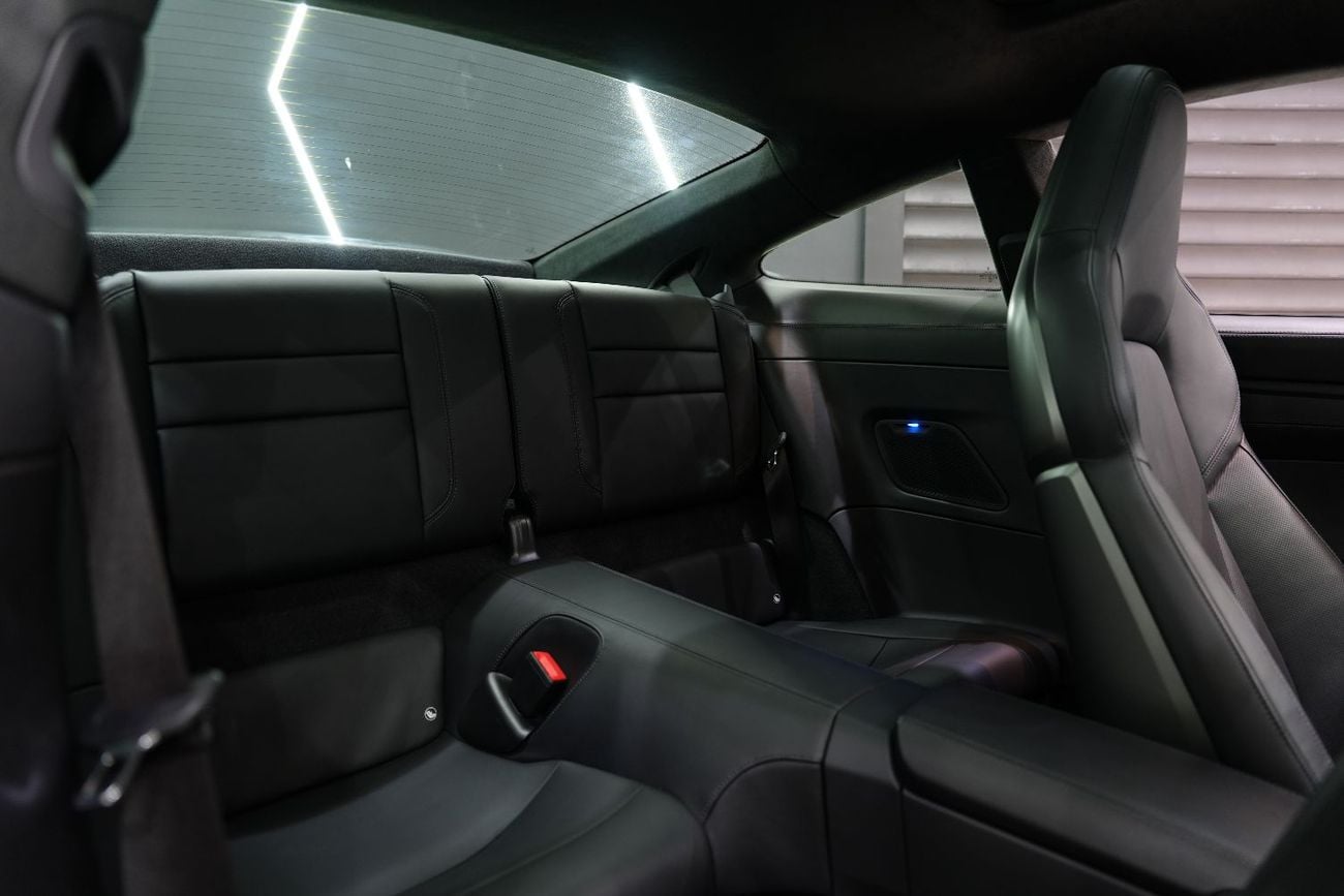 Porsche 911 Carrera GTS 3.0L (450 HP) Coupe Sport Chrono Package, Sport Exhaust System, Al Nabooda Warranty!!