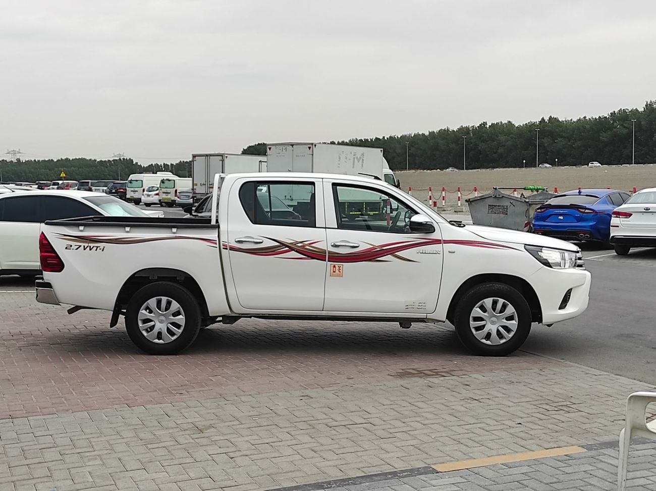 Toyota Hilux DLS 2.7L Toyota Hilux 2021 manual 4×2 petrol