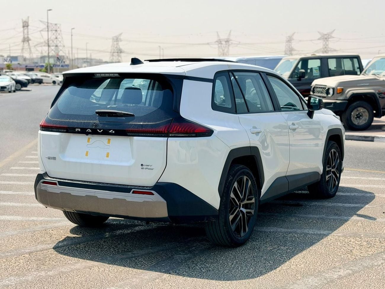 Toyota RAV4 VXR HEV 2.5L Hybrid Flagship AWD | Chinese Specifications | Brand New 0KM | Export Ready