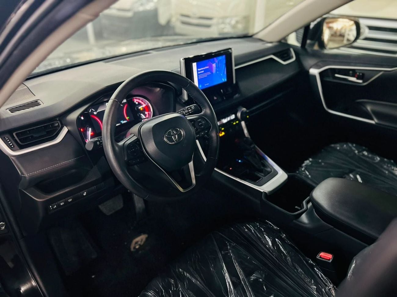 Toyota RAV4 XLE 2025.ENGINE 2.5L/V4