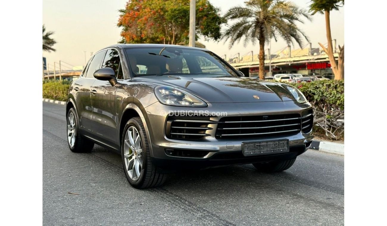 Porsche Cayenne PORSCHE Cayenne e-hybrid MODEL 2019 GCC