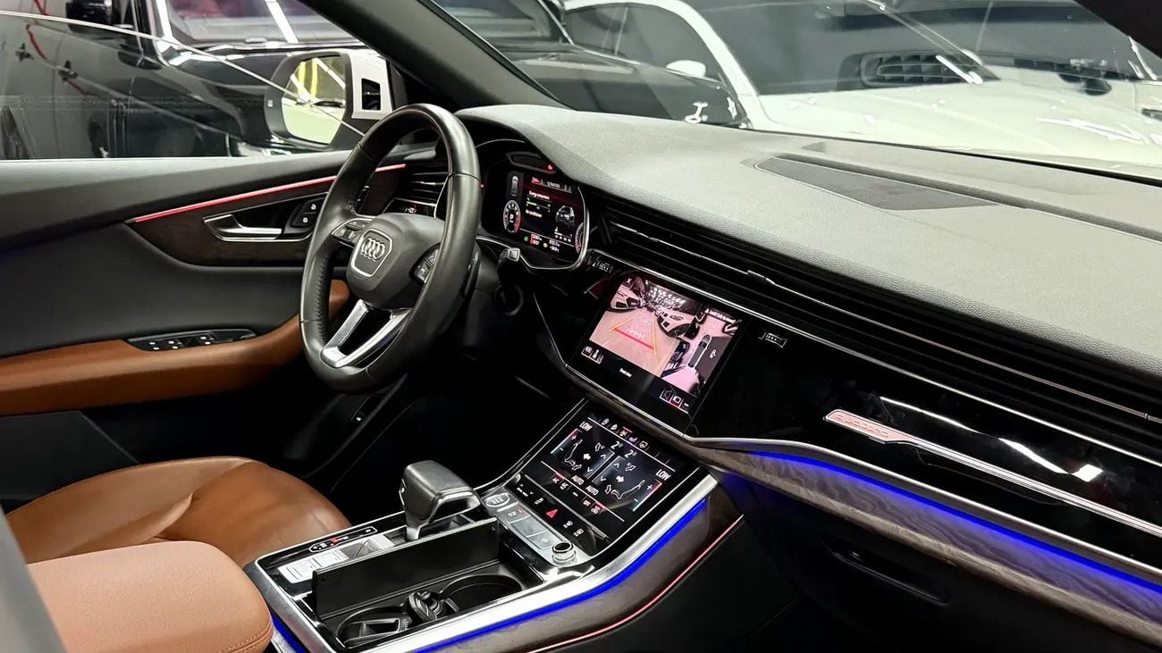 Audi Q8 55 TFSI S-LINE
