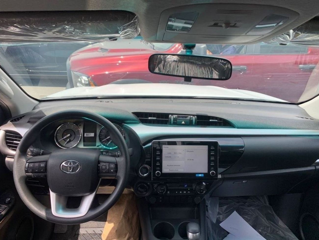 تويوتا هيلوكس TOYOTA HILUX 2.4L V4 4X4 AT FULL OPTION WITH PUSH START