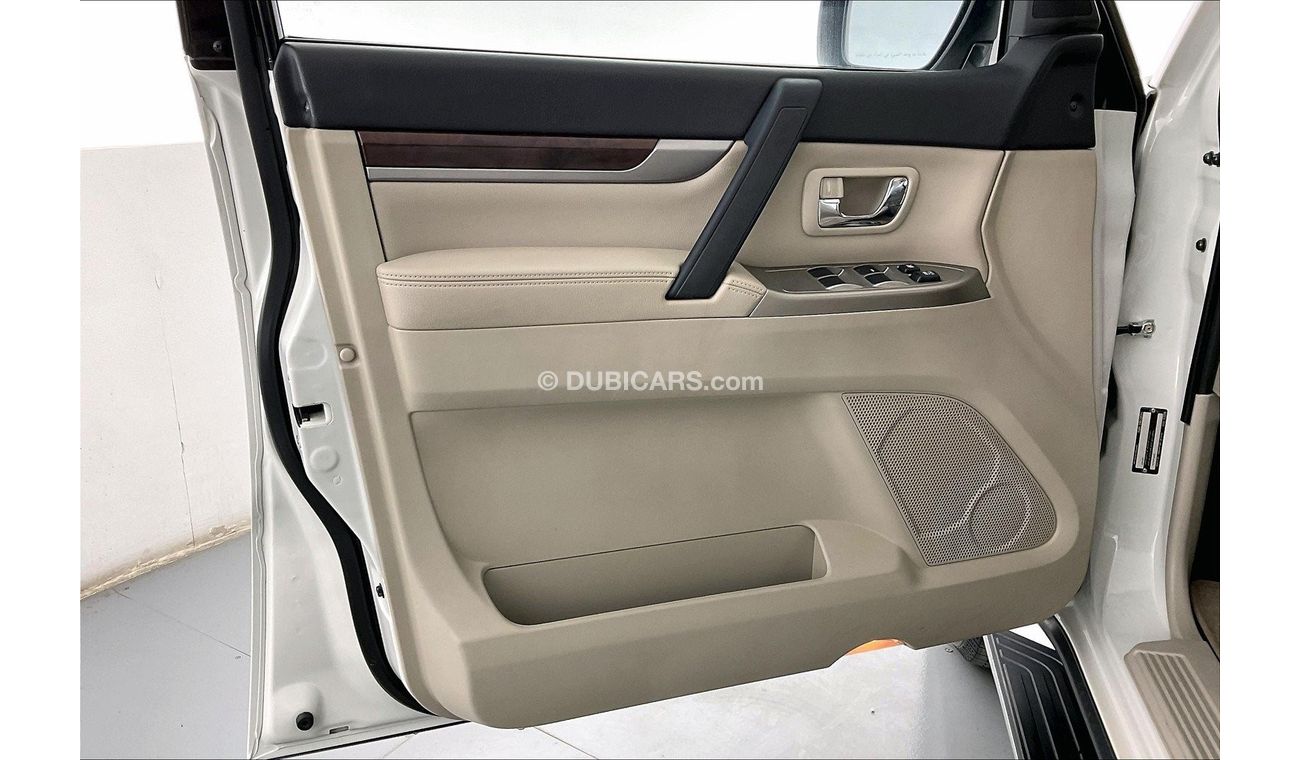 ميتسوبيشي باجيرو GLS Midline