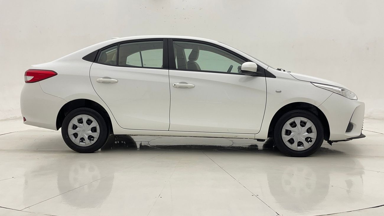 تويوتا يارس SE 1.5 | بدون دفعة مقدمة | اختبار القيادة في المنزل