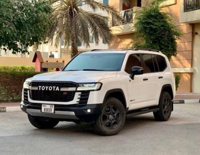 Toyota Land Cruiser GR SPORT Toyota Landcruiser GR Sport 3.5 L Twin Turbo White Inside Red Interior Full Option Petrol