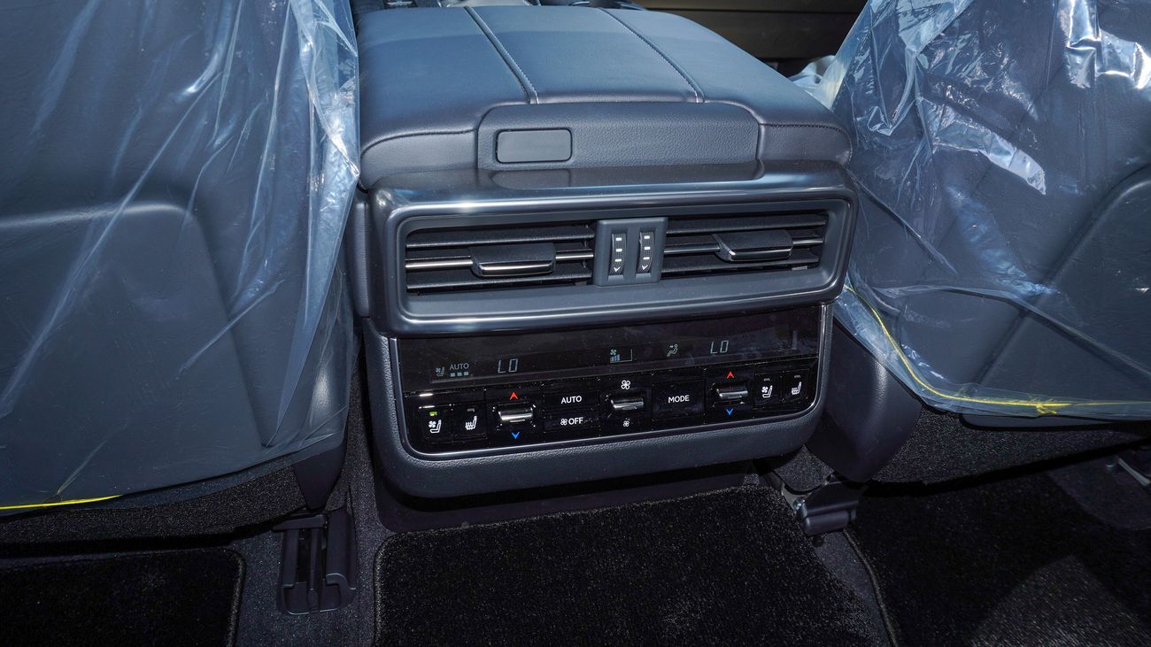 Lexus LX 600 3.5L V6