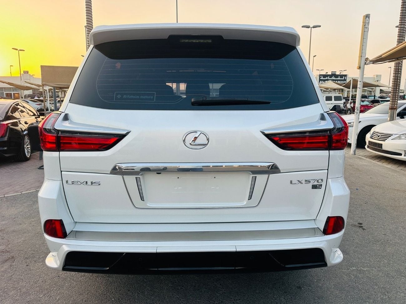 Lexus LX570 SIGNATURE