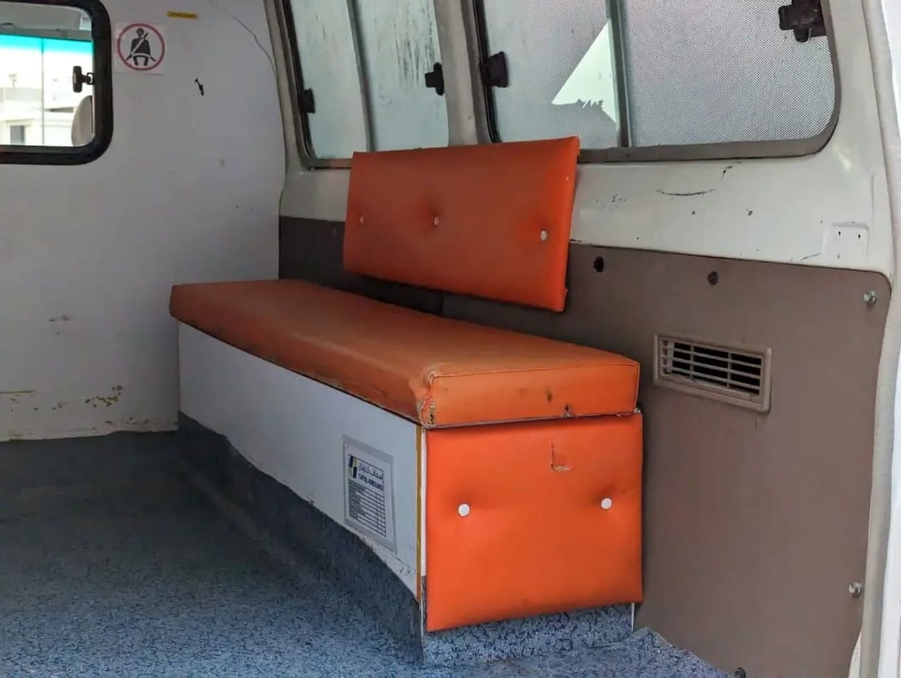 تويوتا لاند كروزر 70 LAND CRUISER LC78 AMBULANCE GCC IN EXCELLENT CONDITION