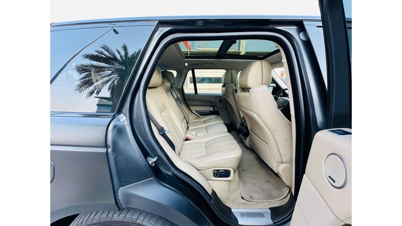Land Rover Range Rover RANGE ROVER VOUGE SE 5.0 V8 | GCC | BLACK MATE PPF | WELL MAINTAINED