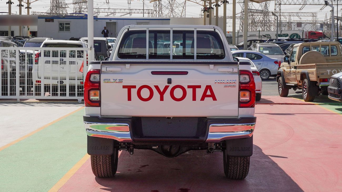 Toyota Hilux GLX-S  SR5  2.7L 4WD A/T