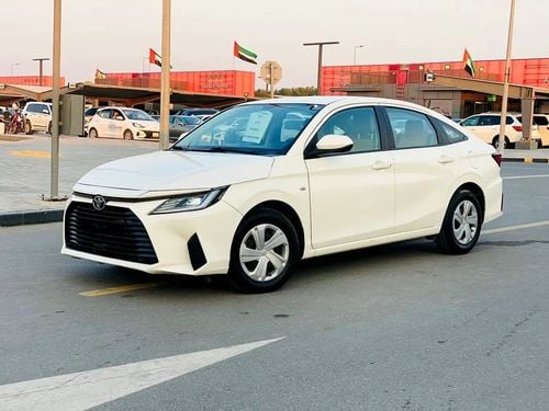 تويوتا يارس E