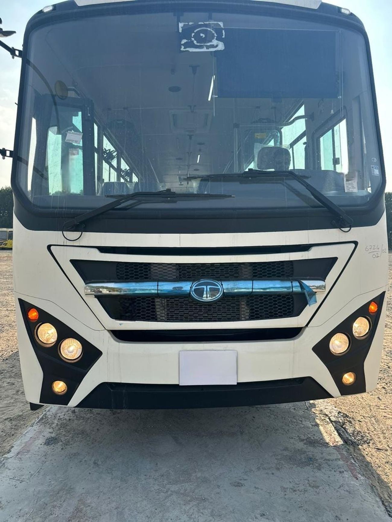 Tata LPO 1618 62 & 66 SEATER
