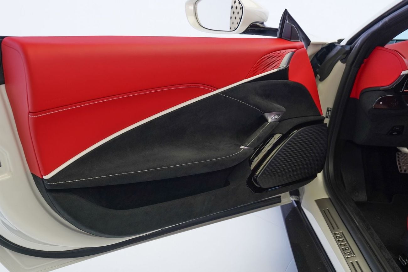 فيراري روما SPIDER