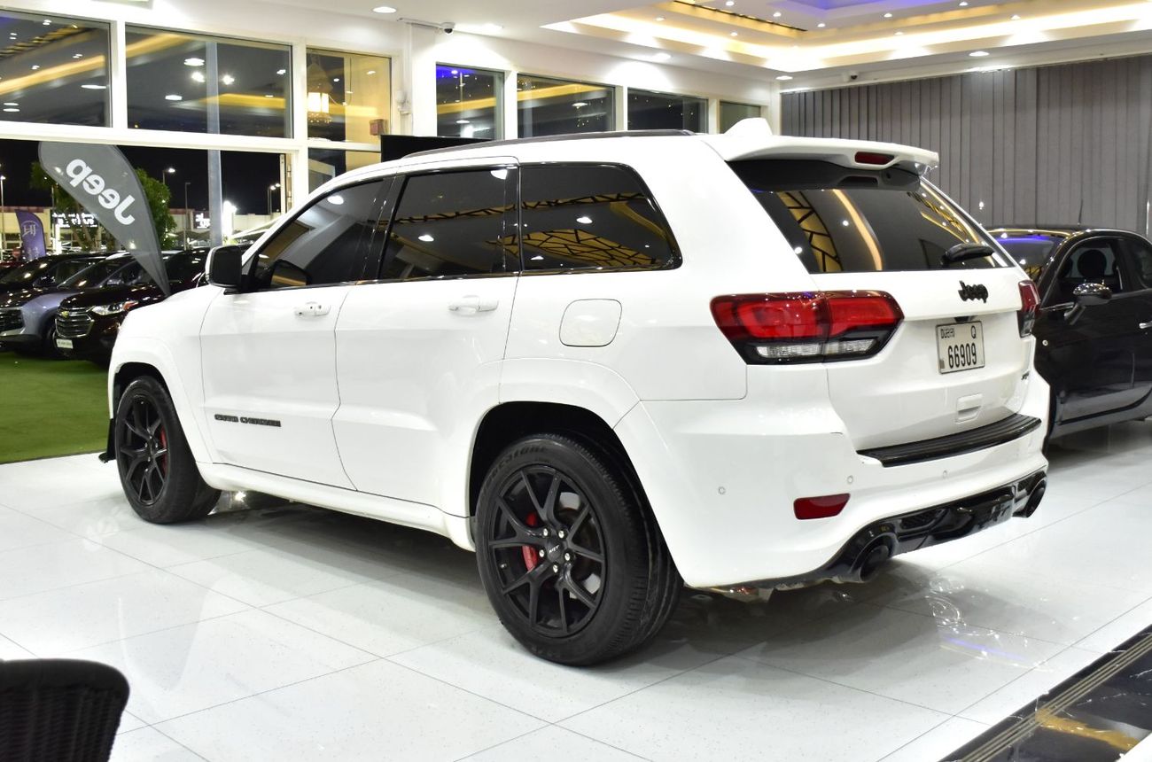 جيب جراند شيروكي EXCELLENT DEAL for our Jeep Grand Cherokee SRT ( 2020 Model ) in White Color Canadian Specs