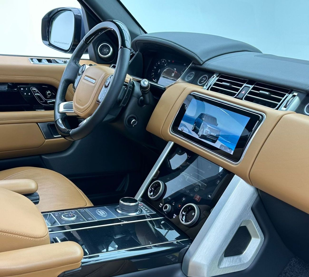 Land Rover Range Rover Vogue 5.0L 2020 Range Rover Vogue HSE P525, Oct/2026 Warranty, Full Service History, Excellent Condi