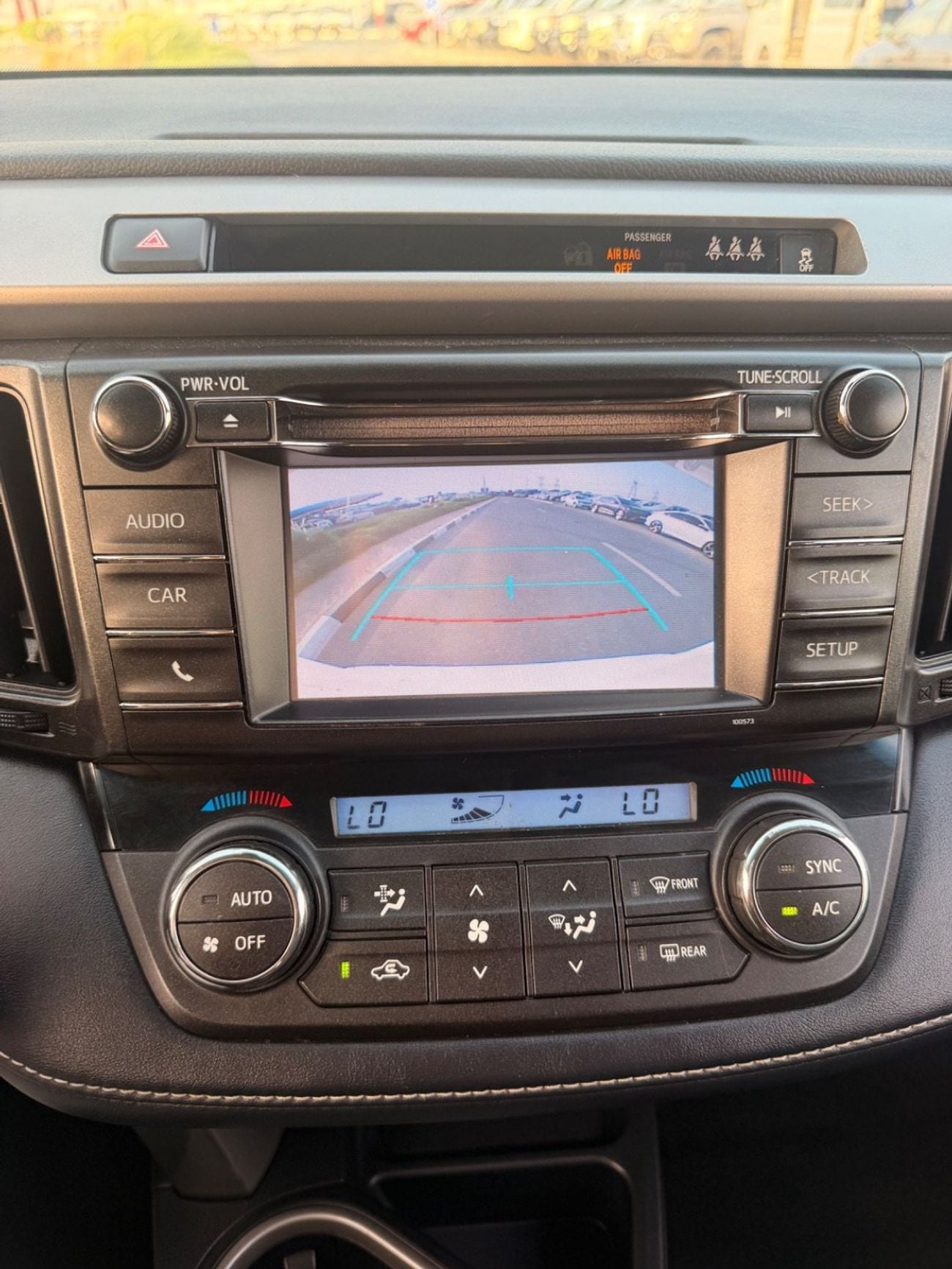 Toyota RAV4 XLE 2.5L / Sunroof, leather seats 2018 morel full option