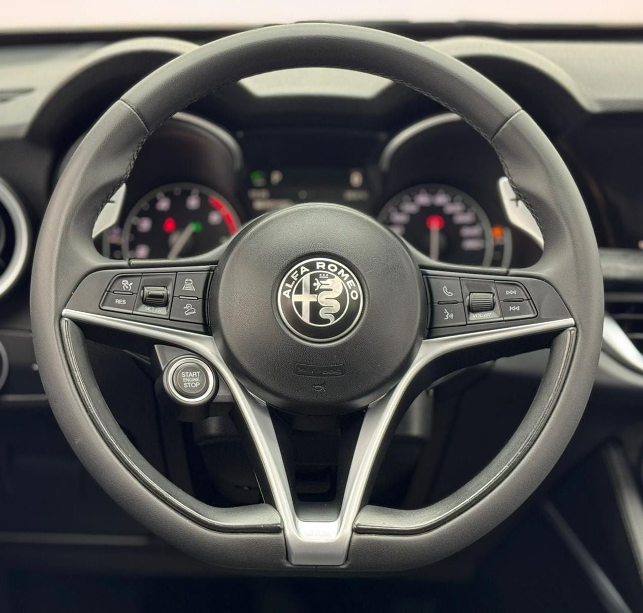 Alfa Romeo Stelvio Super 2.0L