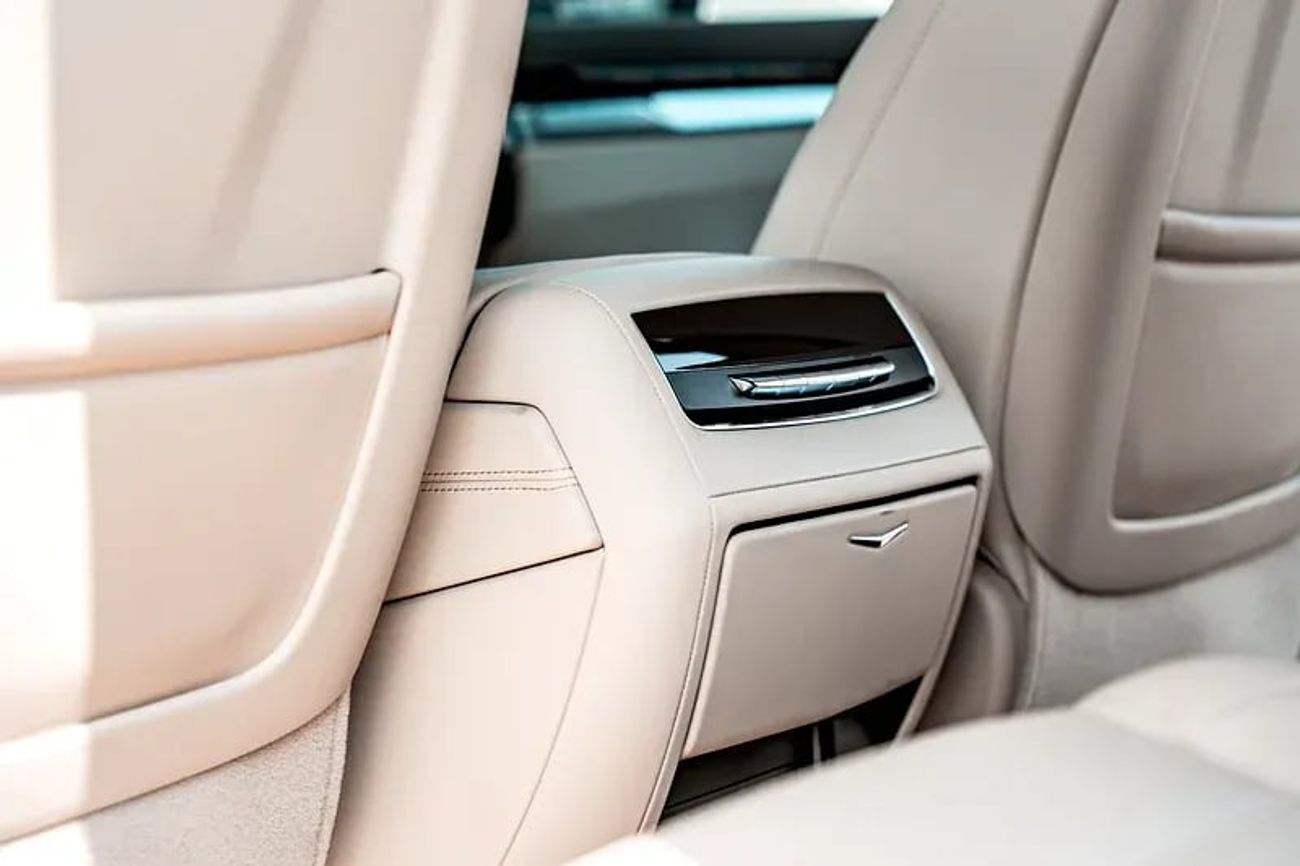 Cadillac Escalade Sport Platinum 6.2L AWD