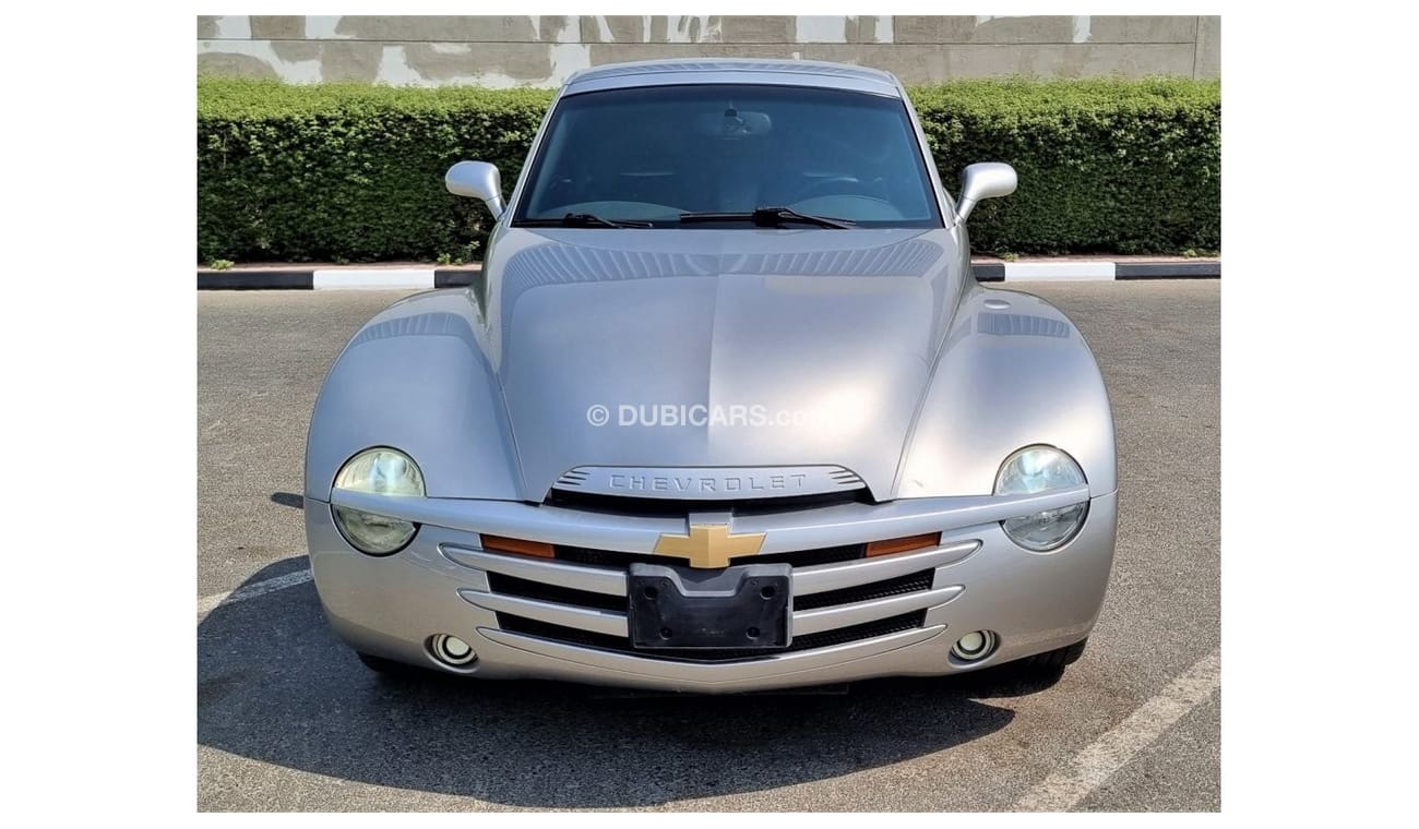 Chevrolet SSR CHEVROLET SSR 2004 5.3L IN BEAUTIFUL CONDITION FOR 85K AED