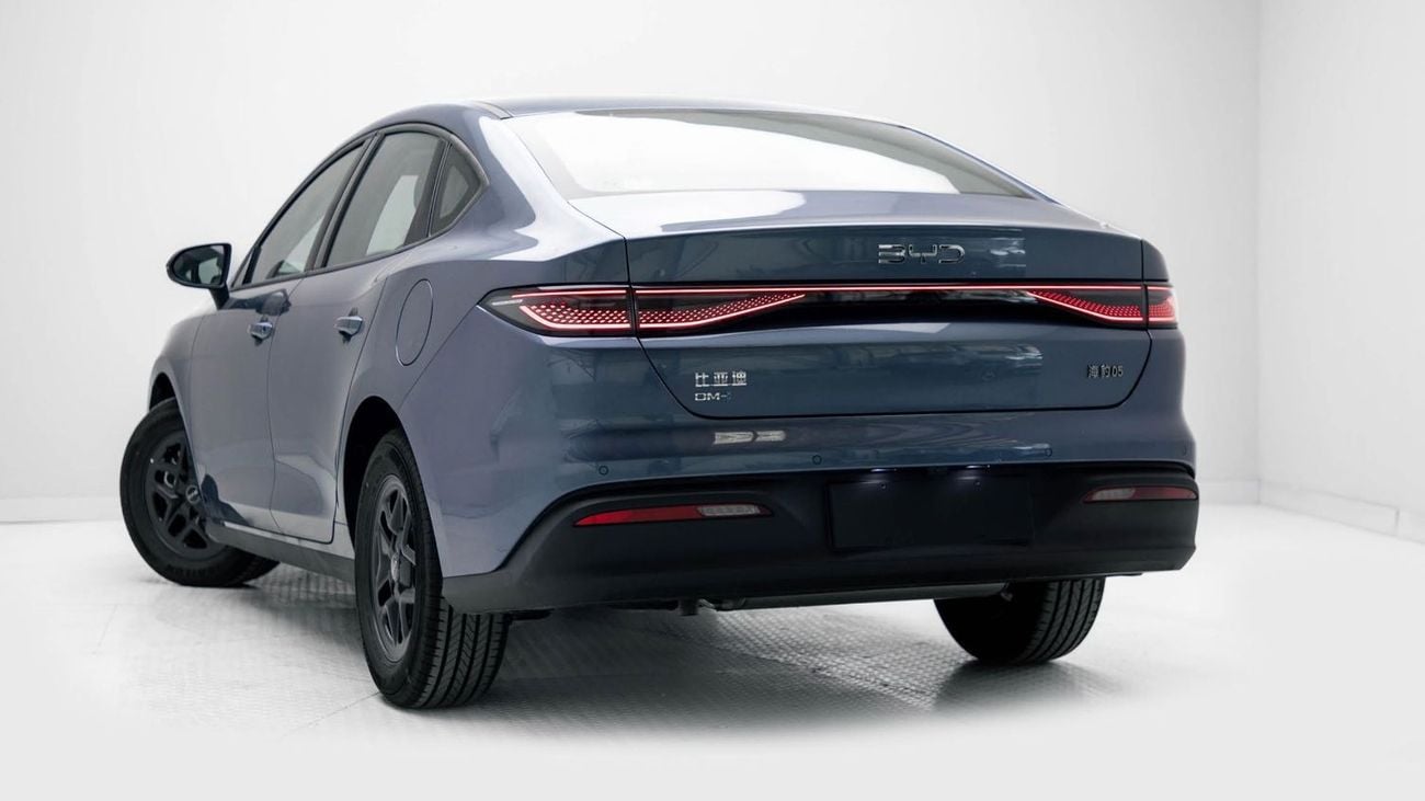 BYD Seal 05 DM-i 1.5L Petrol Engine + Electric Motor (DM-i Plug-in Hybrid) | 4 Door | 5 Seater