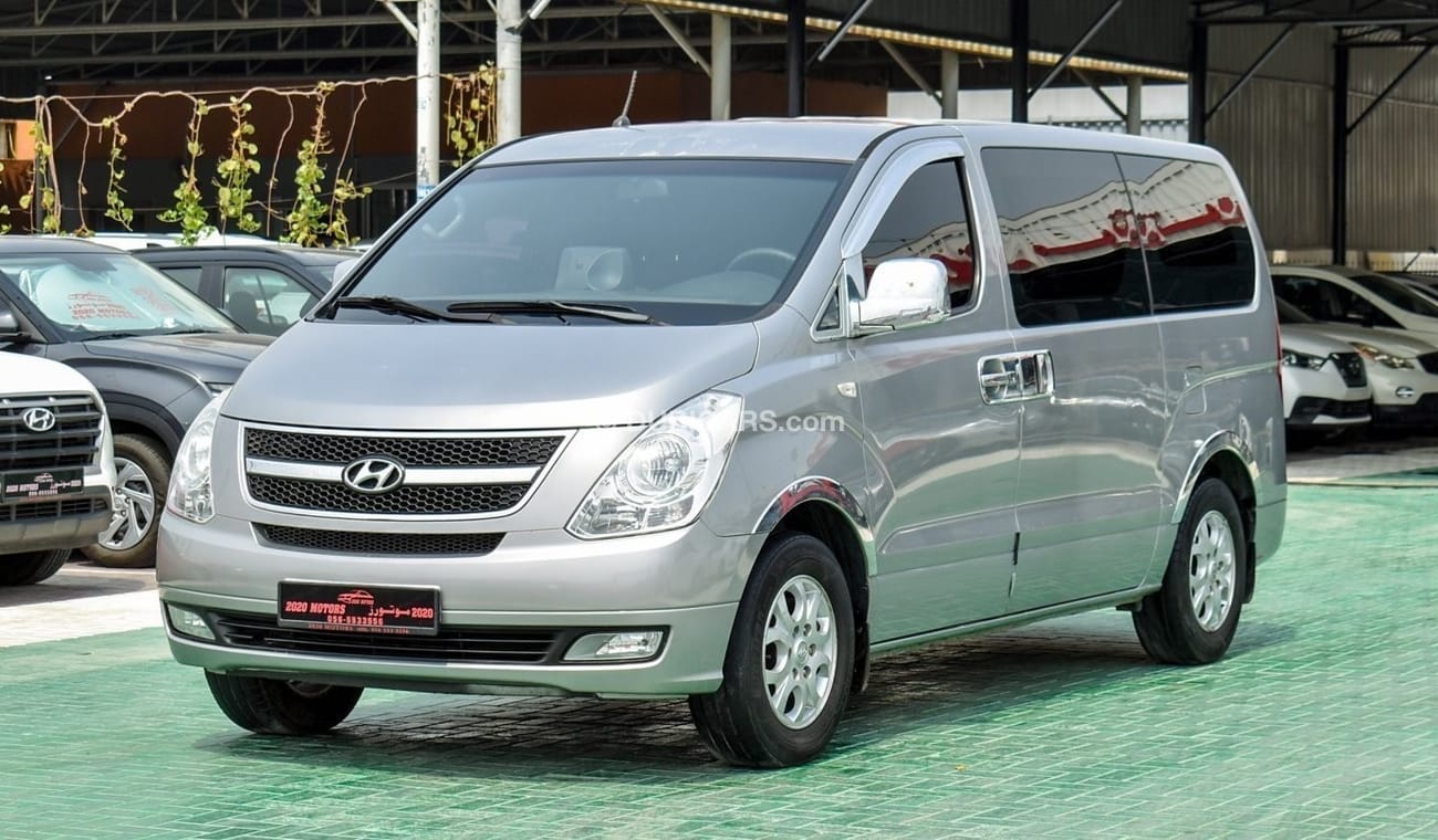 Used Hyundai H-1 2015 for sale in Ajman - 766643