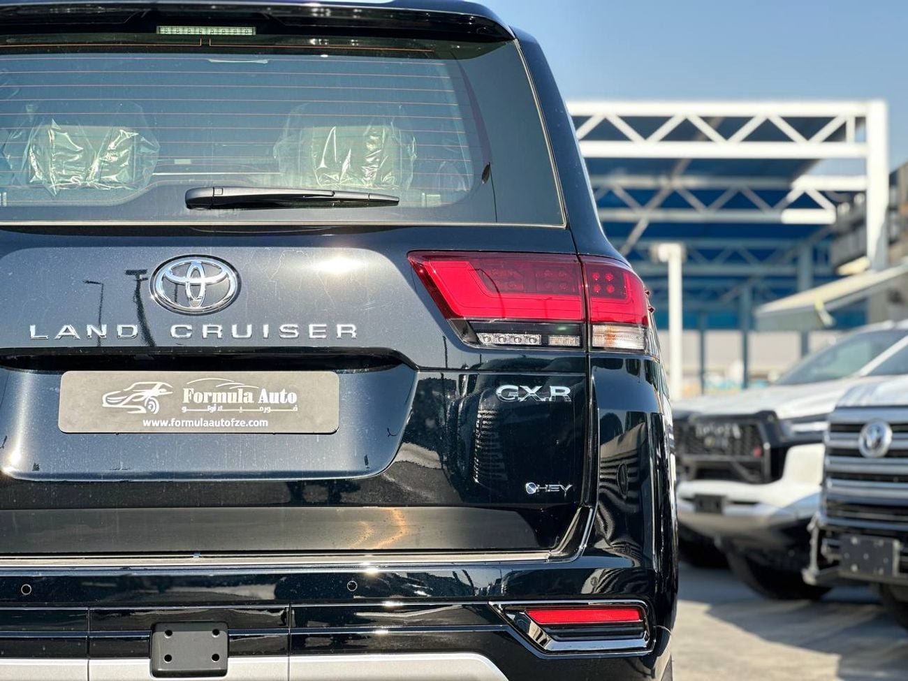 Toyota Land Cruiser GXR 3.5L HEV A/T // 2026 // High Option with Power & Cooling & Leather Seats , Wireless Charge // Sp
