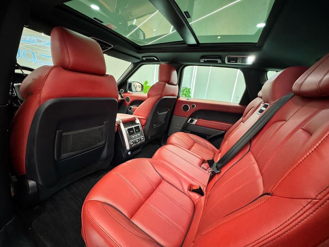 Land Rover Range Rover Sport Supercharged 5.0L RANGE ROVER SPORT || TOP RANGE || FREE ACCIDENTS || GCC || PERFECT CONDITION