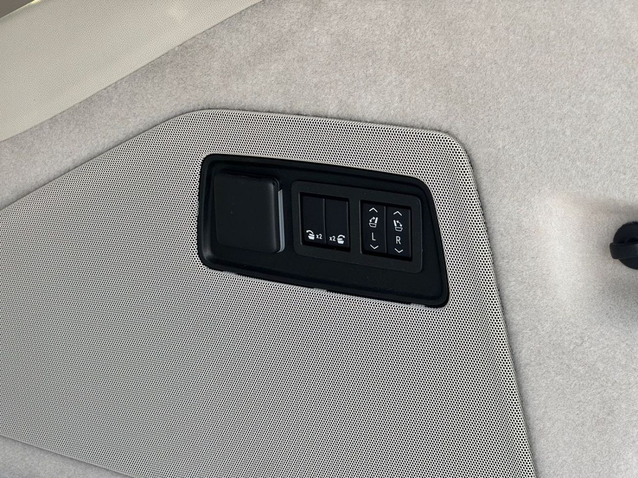 Cadillac Escalade 2025 Cadillac Escalade ESV Sport Platinum 6.2L 4WD