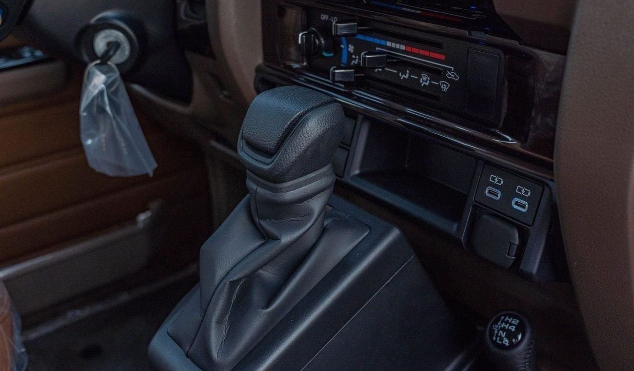 تويوتا لاند كروزر بيك آب 2025 Toyota Land Cruiser LC79 4.0 Double Cab AT Petrol Full Option