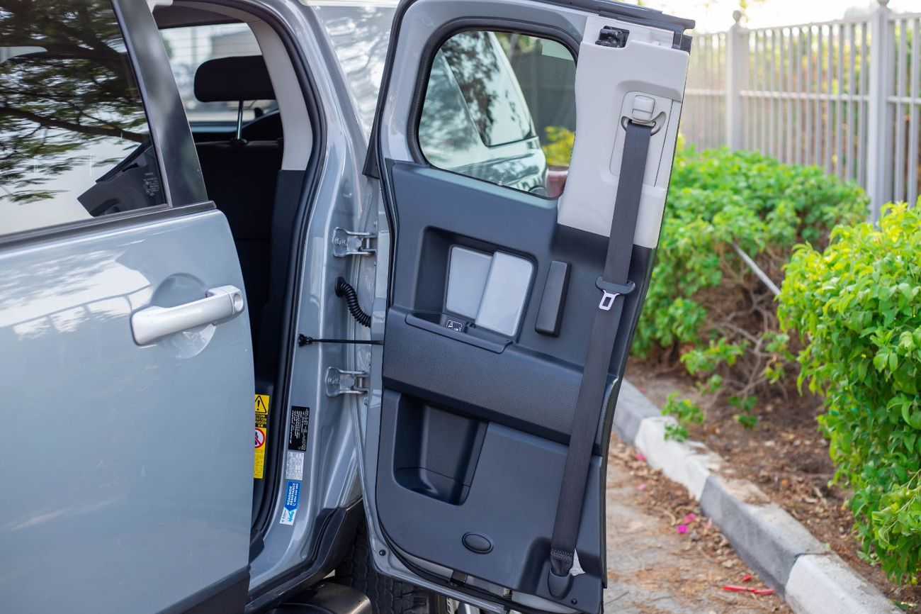 Toyota FJ Cruiser FJ2 4.0L