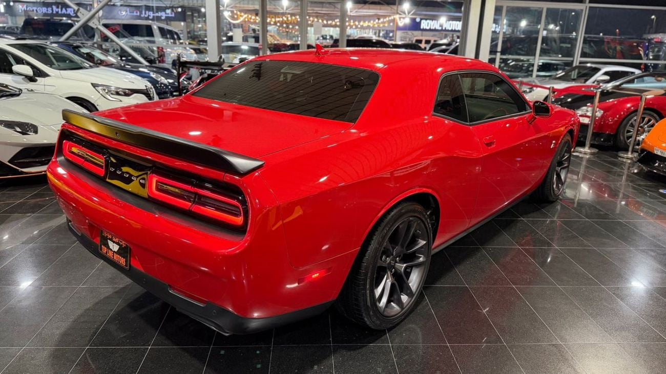 دودج تشالينجر SRT 6.4L