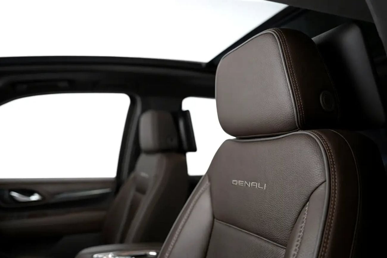 جي أم سي يوكون DENALI 2022GCC UNDER WARRANTY