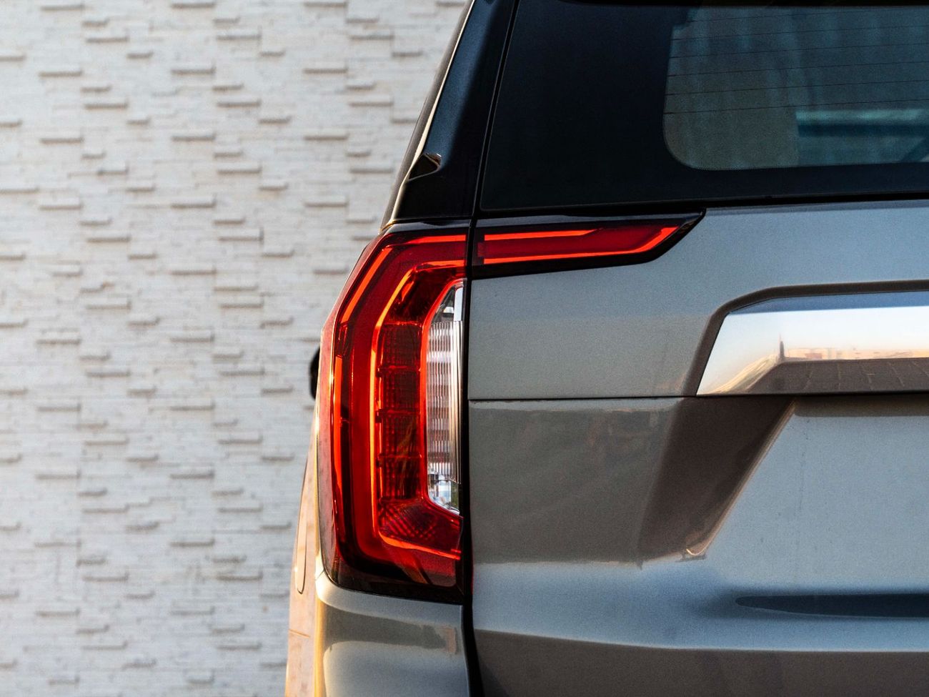 جي أم سي يوكون 6.2 V8 Denali (AWD)