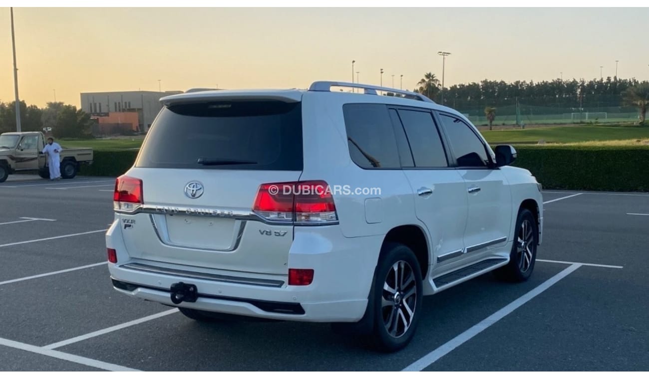 Toyota Land Cruiser VXR ‏خليجية للتصدير فقط for export only full opinion