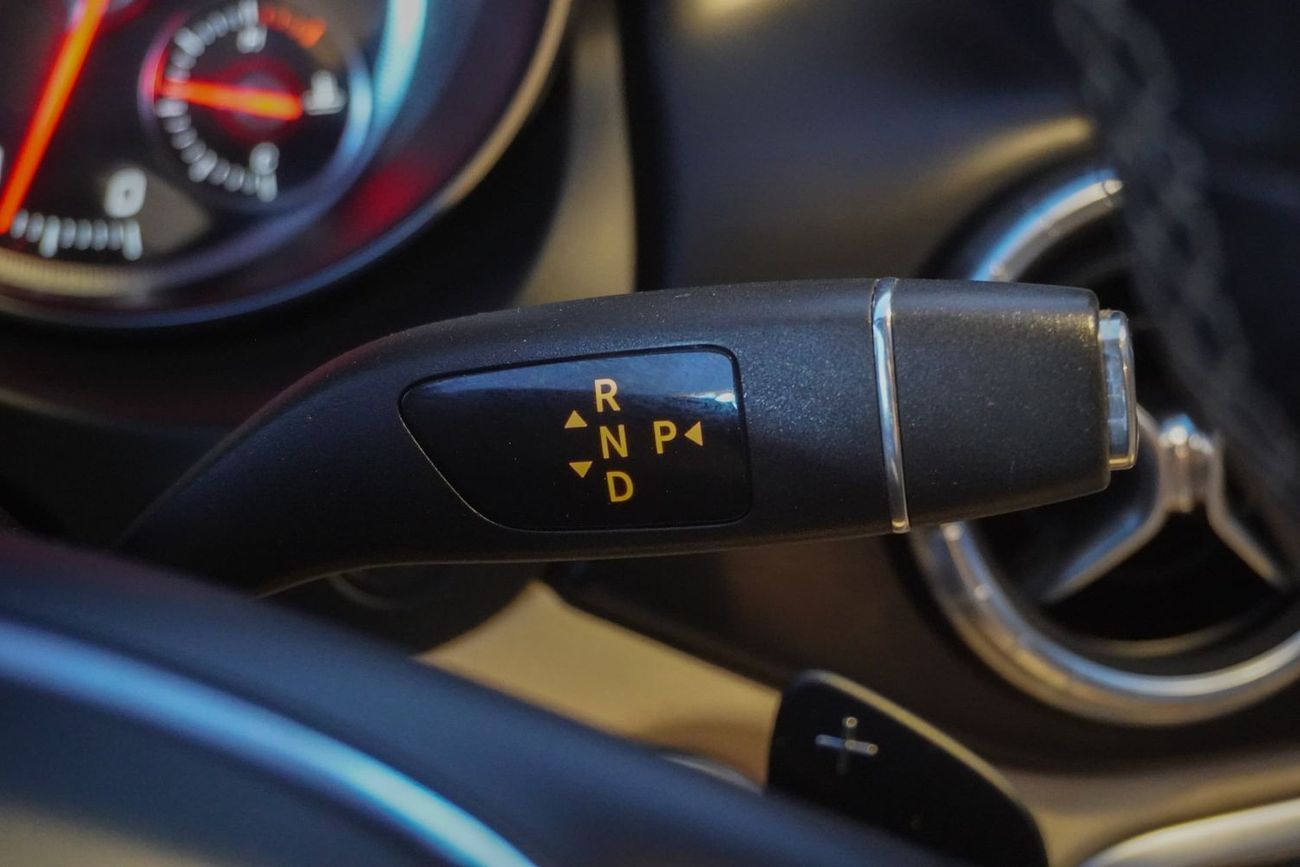 Mercedes-Benz CLA 250 4MATIC