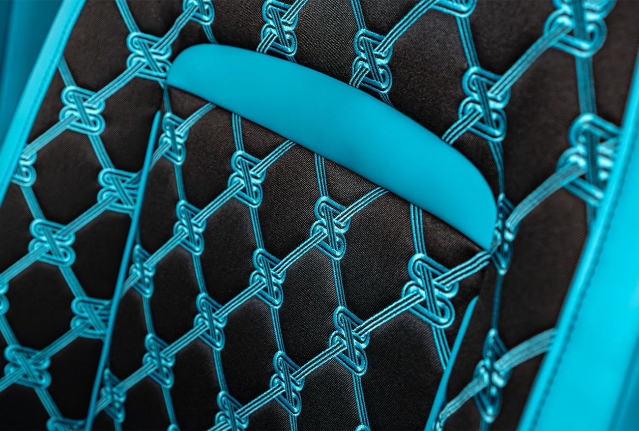 رولز رويس كولينان 2026 رولز رويس كولينان بلاك بادج سيريز II غوتشي