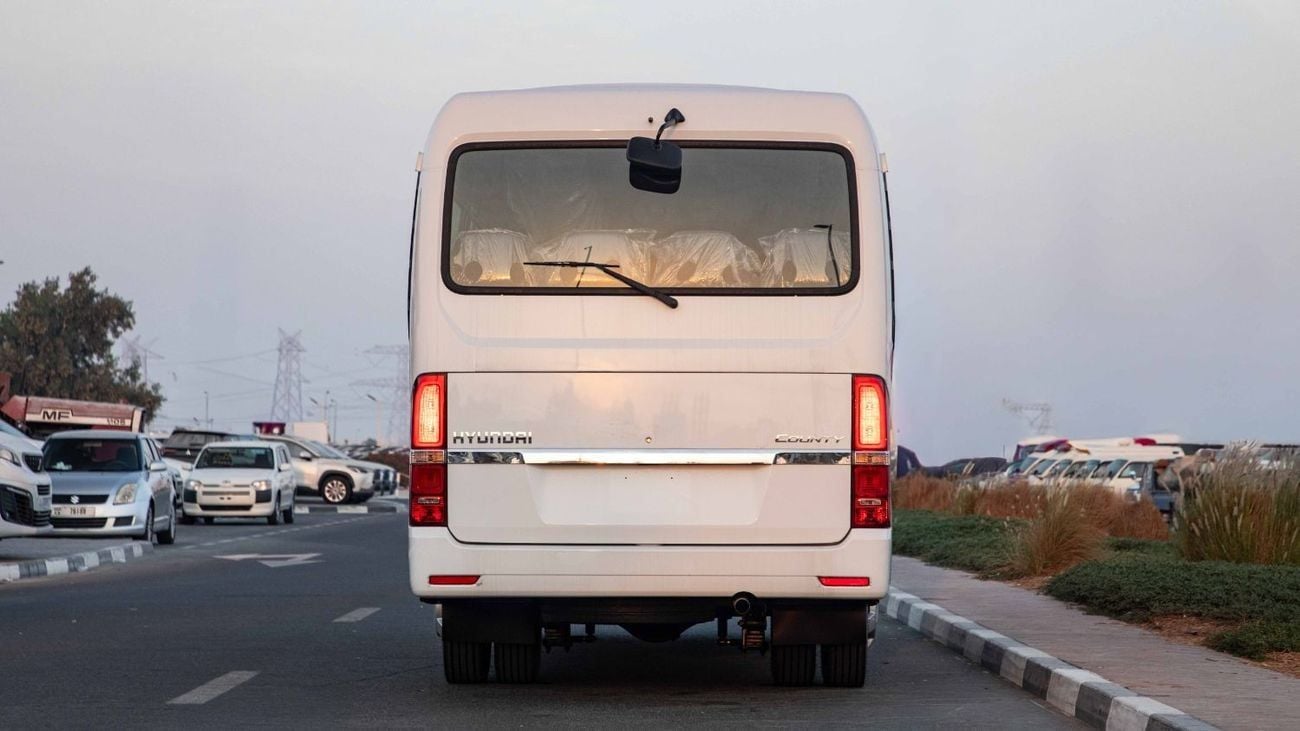 هيونداي كونتي FL 28-seater 3.9L Diesel | GCC Specs | 2026 | For Local Registration +10%